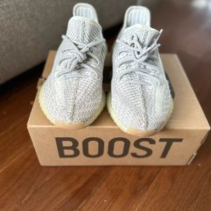 Size 6 - adidas Yeezy Boost 350 V2 Yeshaya Non-Reflective women’s 5/5.5